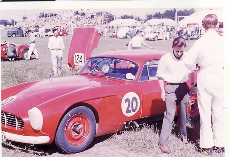 Name:  F deJoux- GT Holden based. 4 seater. Raced by Ferris who is standing in front of it.sm.JPG
Views: 2883
Size:  69.6 KB