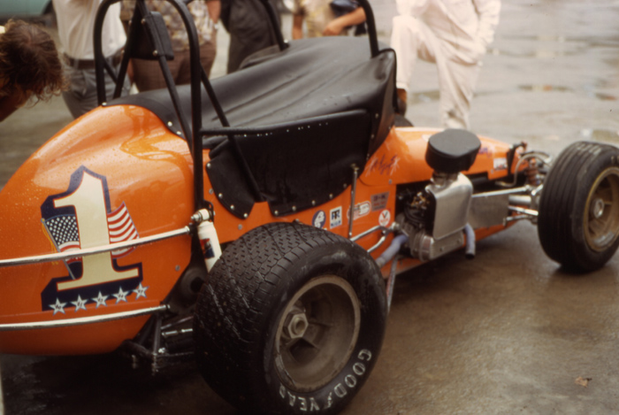 Name:  A J Foyt speedway car Auckland Jan 75.jpg
Views: 2785
Size:  154.1 KB