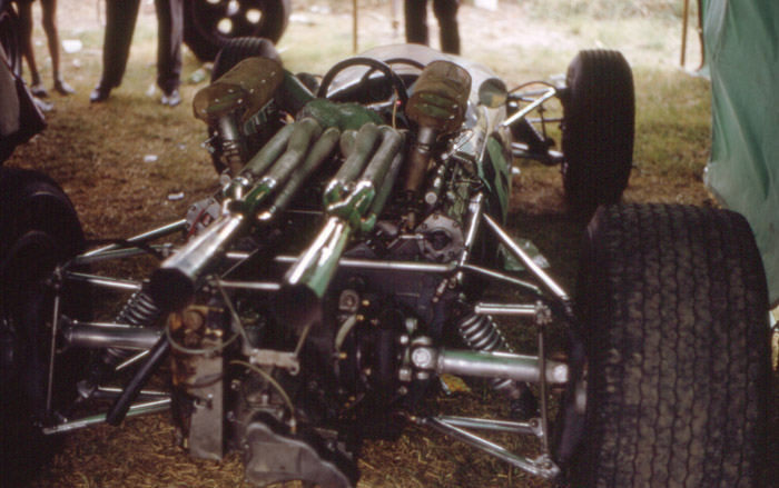 Name:  Denny Hulme Brabham Repco Sandown Feb 67.jpg
Views: 2438
Size:  94.4 KB