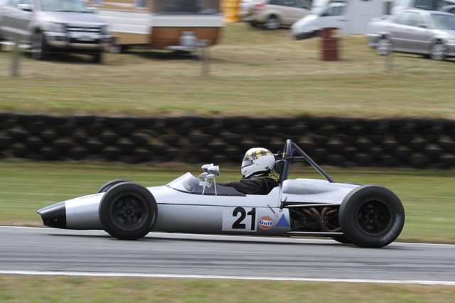 Name:  719 R11 Repco Brabham BT21A (Barclay).JPG
Views: 947
Size:  127.2 KB