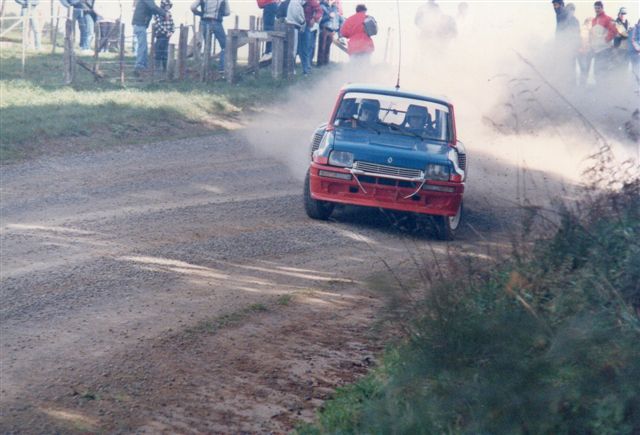 Name:  Chris Barnes R.5 Turbo on Pukekohe Rally.jpg
Views: 1844
Size:  59.8 KB