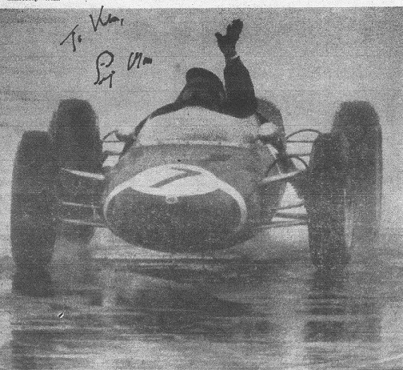 Name:  Stirling Moss after winning 1962 NZGP.jpg
Views: 1092
Size:  167.4 KB