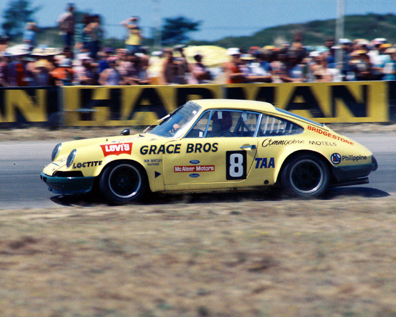Name:  1974 Bay Park 29 Dec 74 - Porsche - Graham Rendell photo.jpg
Views: 1430
Size:  173.7 KB