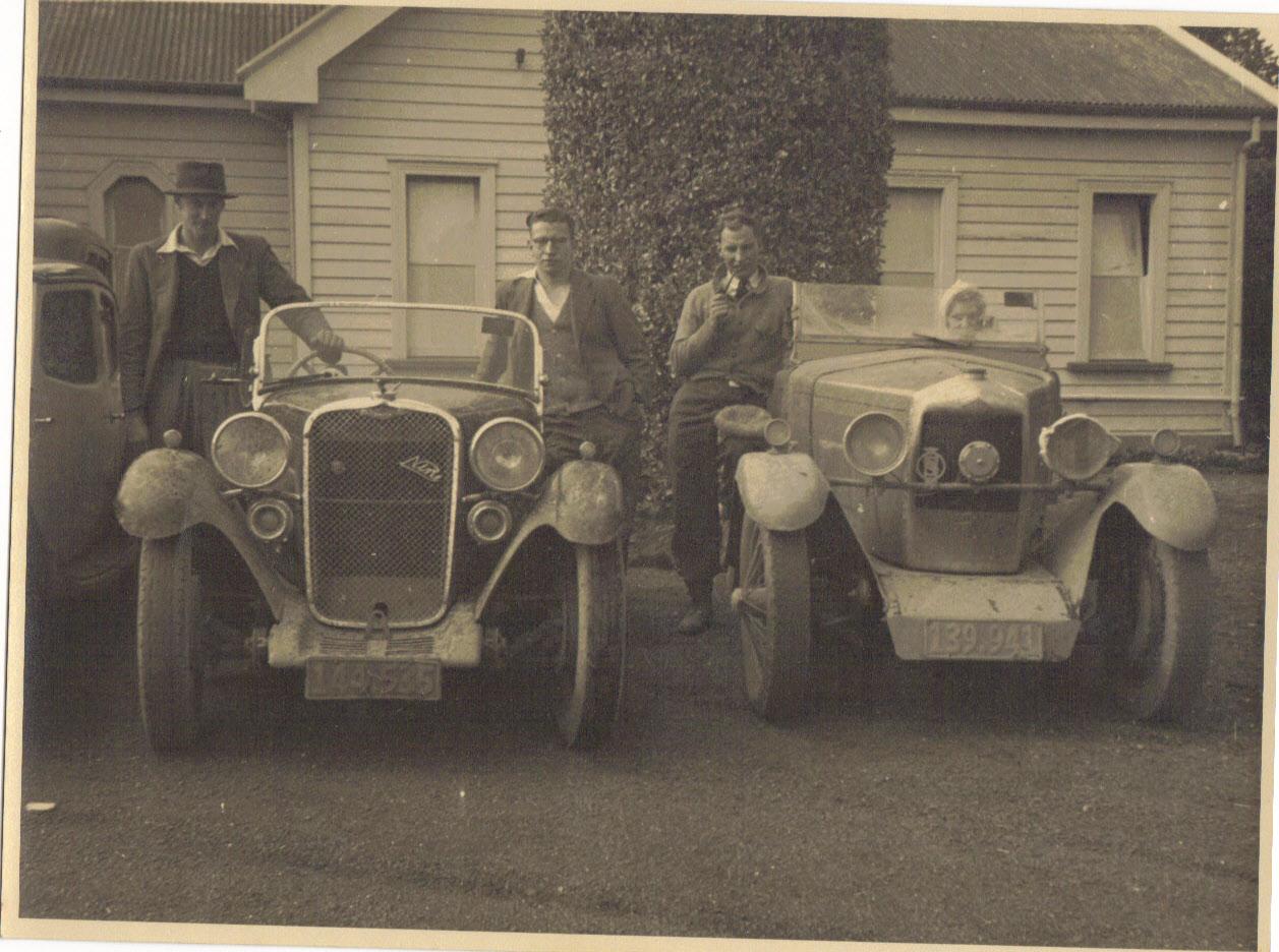 Name:  Ed and Una's Riley with others Helensville Mud Trial 1949 . 17-05-2015 02;03;24PM.jpg
Views: 18277
Size:  162.5 KB