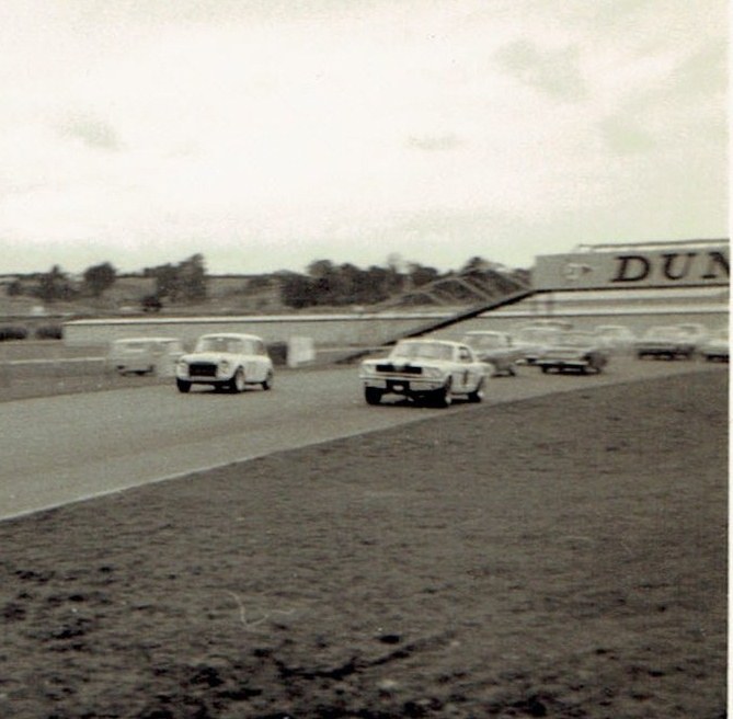 Name:  Pukekohe Club Circuit meeting 67-68 #2, Mini-Ford & Mustang . CCI30082015 (3).jpg
Views: 1113
Size:  98.7 KB