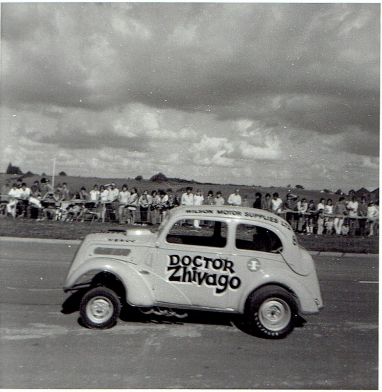 Name:  Drag Races Wiri April '71 Zhivago and Baloo #2,  CCI06092015_0001 (2) (780x800).jpg
Views: 1263
Size:  160.1 KB