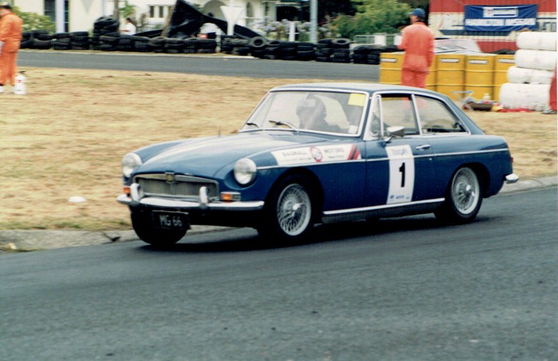 Name:  Telecom Motorfest 1994 ; MGB GT ;1966 Garth Bagnall. #2, CCI11092015 (2) (800x518).jpg
Views: 2029
Size:  118.7 KB