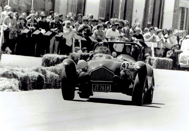 Name:  Dunedin Festival 1984 Allard ODT photo CCI23092015 (800x554).jpg
Views: 6799
Size:  137.2 KB