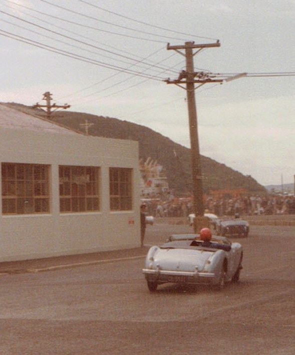 Name:  Dunedin Festival 1984 Austin Healey 100 Des Spillane CCI09102015_0002 (589x710).jpg
Views: 5854
Size:  98.9 KB