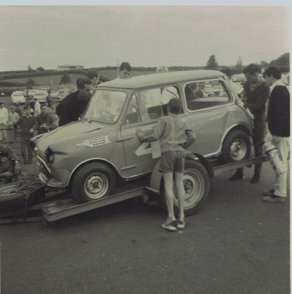 Name:  Mini Pukekohe April 1966 Ron Brown #3, CCI11102015_0003.jpg
Views: 8948
Size:  157.9 KB