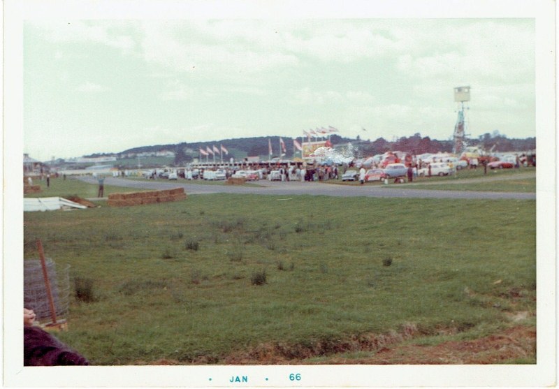 Name:  Pukekohe 1965 Gold Leaf 3 hour Wills 6 Hour the pits. CCI12102015 (800x557).jpg
Views: 9611
Size:  107.7 KB