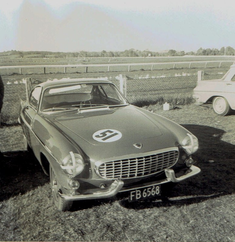 Name:  Pukekohe May 1966 #23 Volvo P1800 Jim Boyd v2, CCI14102015 (2) (775x800).jpg
Views: 4326
Size:  164.0 KB