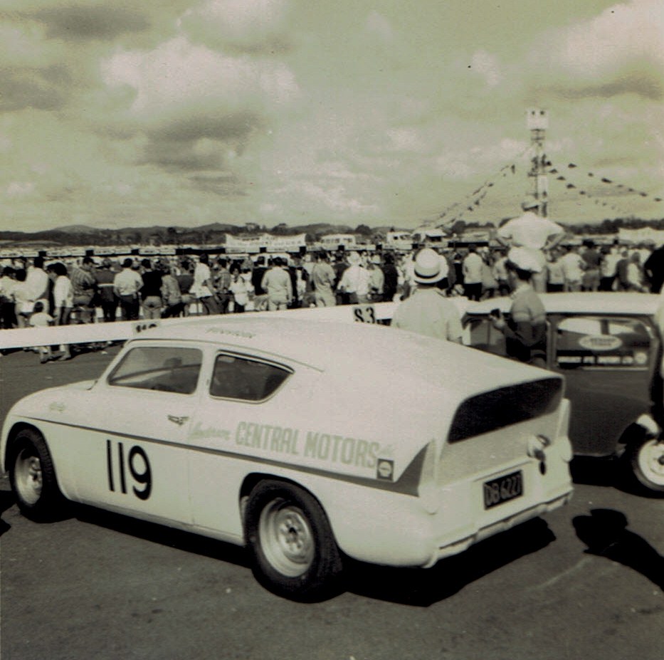 Name:  Pukekohe Jan 1968 GP #13, Lotus Anglia Frank Radisich v2, CCI17102015 (2).jpg
Views: 2781
Size:  168.3 KB