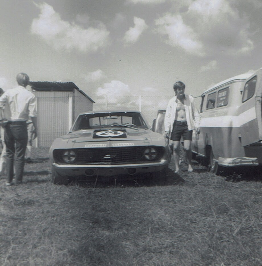 Name:  Pukekohe Jan 1971 GP #2, Dennisd Marwood Camaro pic#1, v2, CCI18102015 (2).jpg
Views: 2559
Size:  172.1 KB