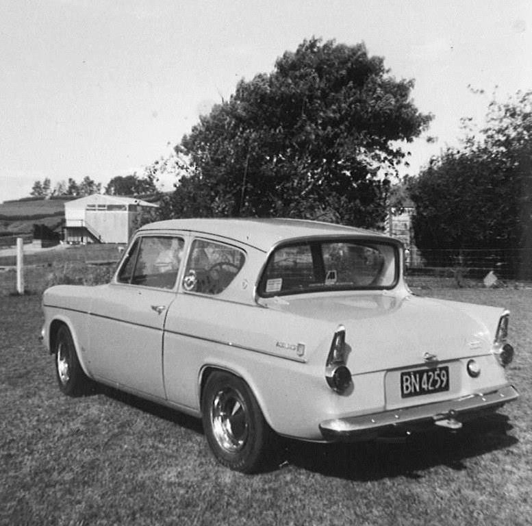 Name:  Hyndman Anglia in 1969.jpg
Views: 2259
Size:  85.6 KB