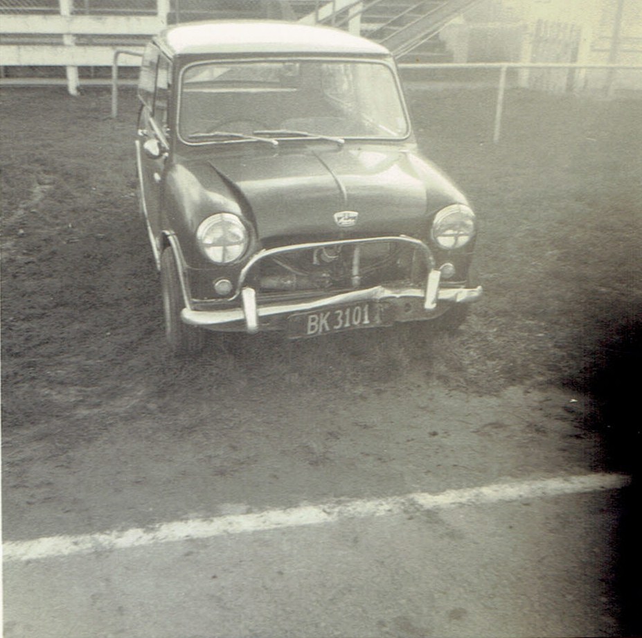 Name:  Mini, Pukekohe club meeting 1968 #3, Mike . ... !! .. CCI01092015 (2).jpg
Views: 2176
Size:  178.6 KB