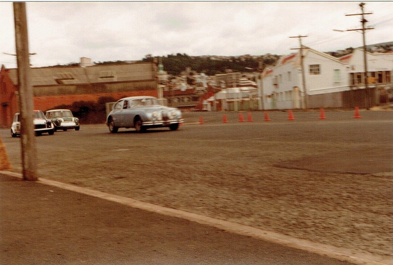 Name:  Dunedin Festival 1984 #21 Jag and Minis CCI27102015 (800x540).jpg
Views: 7530
Size:  130.6 KB