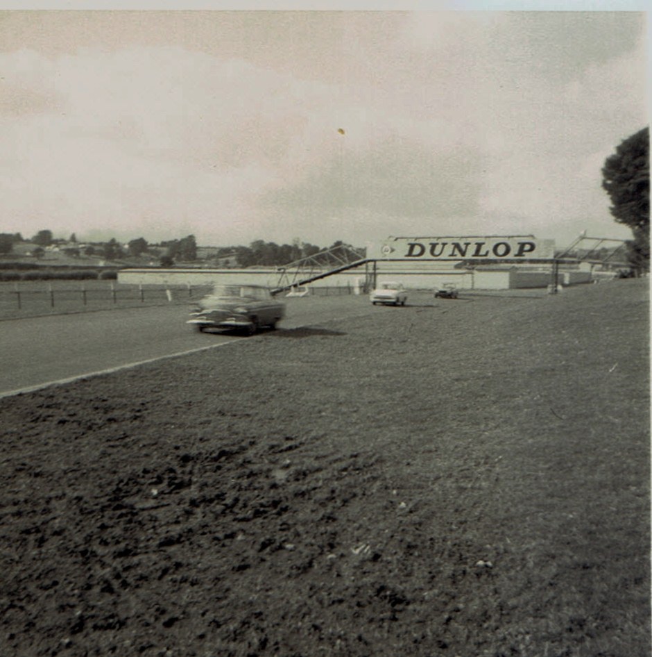 Name:  Pukekohe 1966-68 #16  Fords Dunlop bridge CCI22112015.jpg
Views: 2193
Size:  181.4 KB