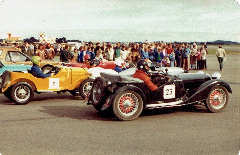 Name:  Ohakea Reunion 1982 #5 Riley and others 4 - Roger Dowding pic CCI29122015_0001 (800x519).jpg
Views: 1842
Size:  138.6 KB