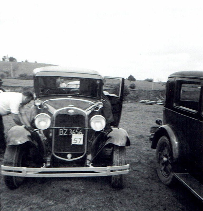 Name:  Hunua Hundred 1971 Auckland VVCC Model A Ford C Liddell, my photo CCI27092015_0003 (770x800).jpg
Views: 6043
Size:  130.5 KB