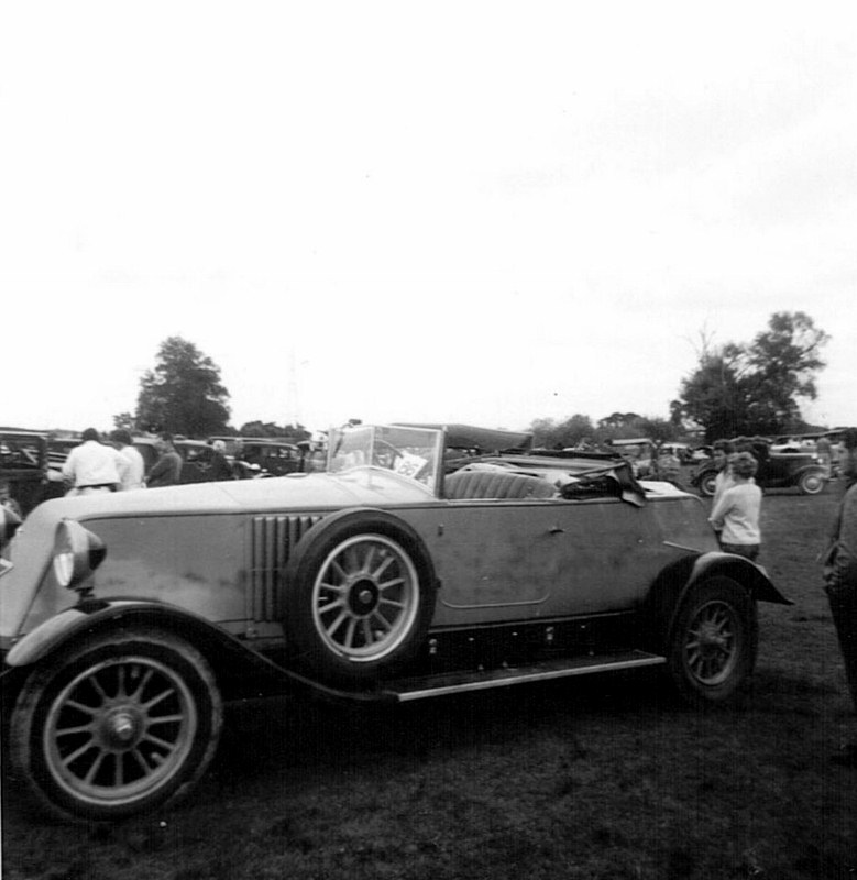 Name:  Hunua Hundred 1971 ; 1920's Renault Cabriolet CCI27092015_0001 (779x800).jpg
Views: 5247
Size:  108.2 KB