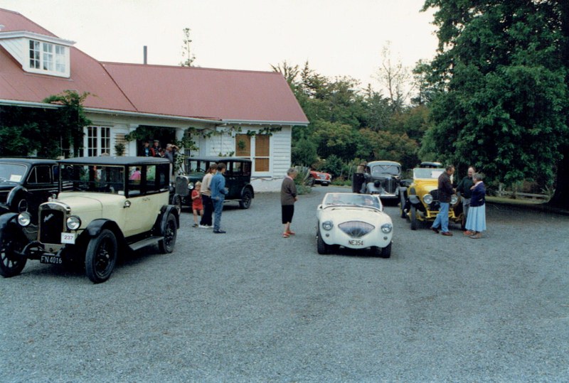 Name:  AHCCNZ events #21 1989 Masterton Rally Historic House Carterton Chris White 100 & Austin CCI2402.jpg
Views: 1117
Size:  143.7 KB