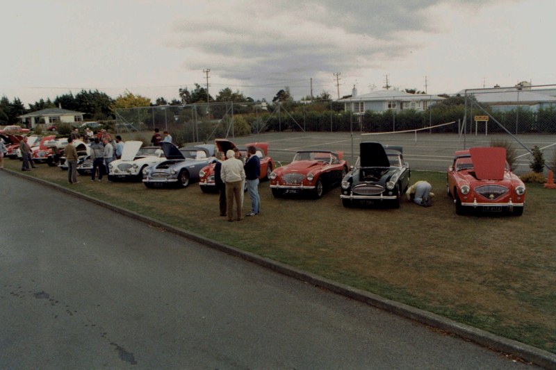 Name:  AHCCNZ events #43 1989 Masterton Rally The Concours line up right CCI01032016_0003 (800x533).jpg
Views: 997
Size:  109.7 KB