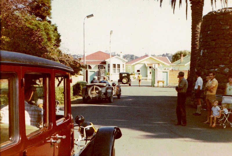 Name:  Vintage Rally 1972 #42 departing ; Ford A, Mercedes and close an Austin ! 34 CCI09052016 (800x53.jpg
Views: 2178
Size:  141.8 KB
