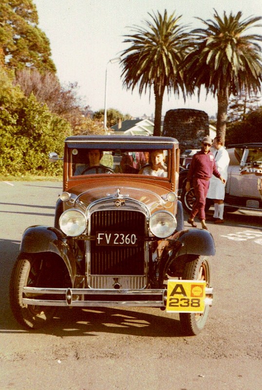 Name:  Vintage Rally 1972 #44 1929 Essex Super Six B Ogston 35 CCI09052016_0001 (538x800).jpg
Views: 2144
Size:  166.5 KB