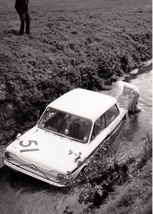 Name:  Imp in the creek. Pukekohe. 1969.jpg
Views: 2322
Size:  183.0 KB