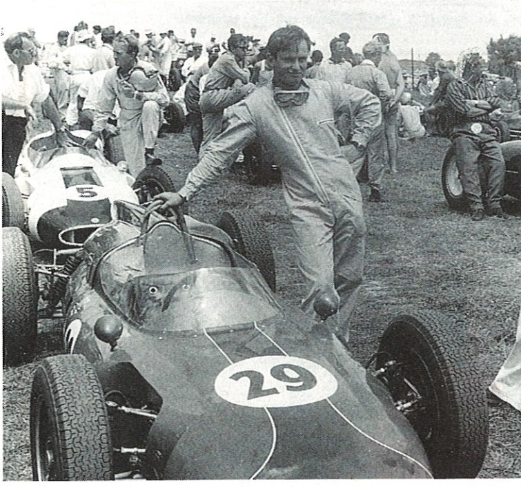 Name:  1963. Amon and Hyslop at Pukekohe..jpg
Views: 845
Size:  172.0 KB