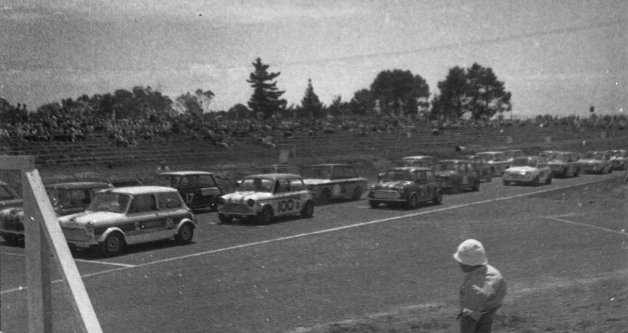 Name:  Minis and Imps etc ready to race. Bay Park. Nov 1969.jpg
Views: 817
Size:  139.2 KB