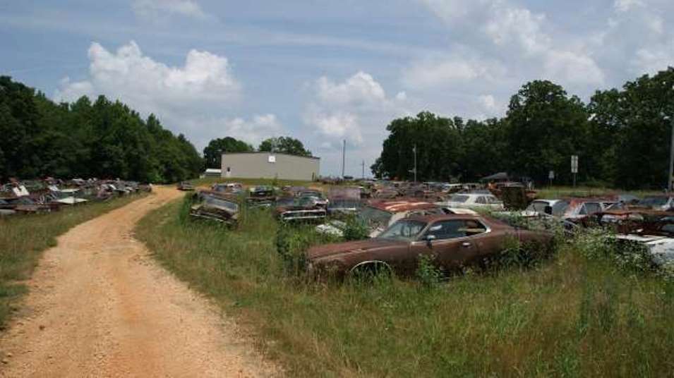 Name:  Mopar junkyard..jpg
Views: 1445
Size:  50.7 KB