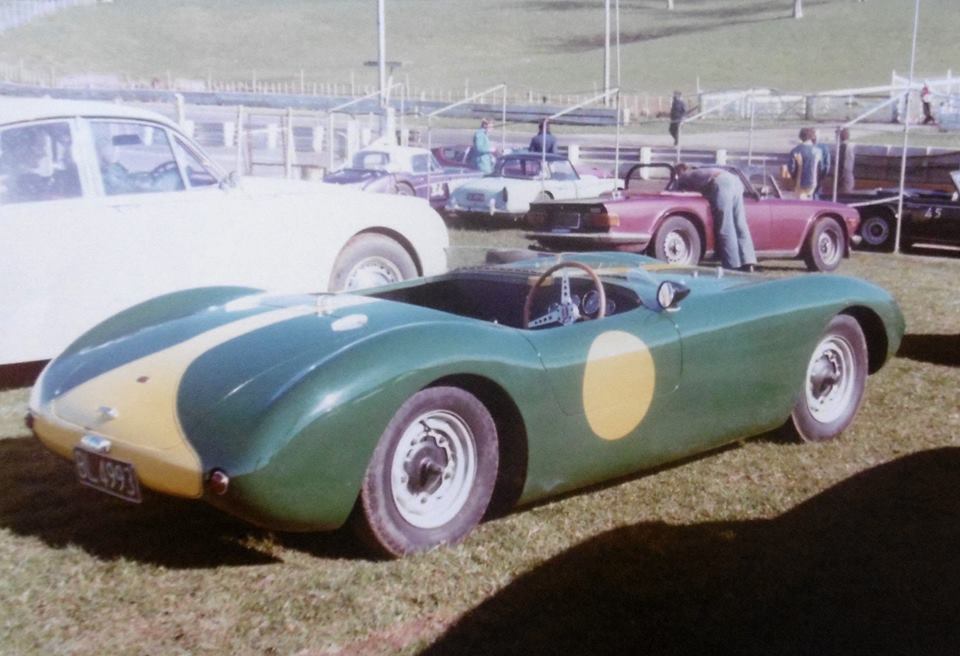 Name:  Bucklers in NZ #29 David Child my TR4A background Pukekohe 1979 ; 1980's HSCRNZ archive.jpg
Views: 1627
Size:  79.5 KB