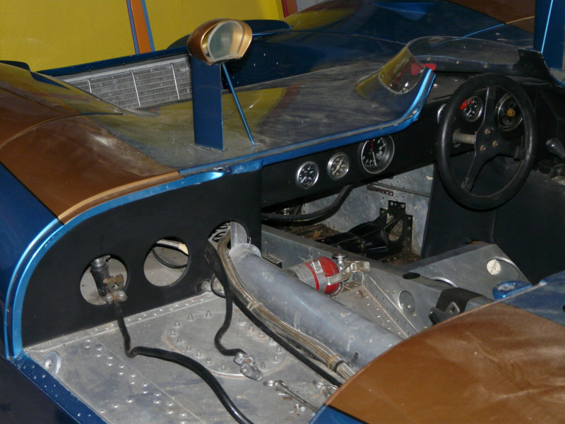 Name:  ford-open-sport-cockpit[1].jpg
Views: 4933
Size:  127.3 KB