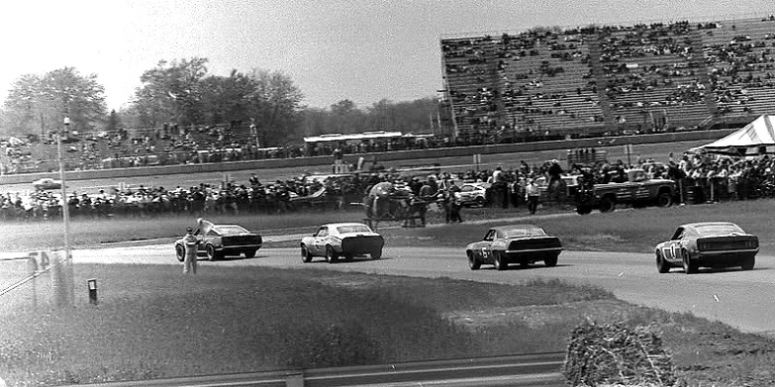 Name:  1969. Michigan Speedway. Kwech accident scene..jpg
Views: 772
Size:  173.1 KB