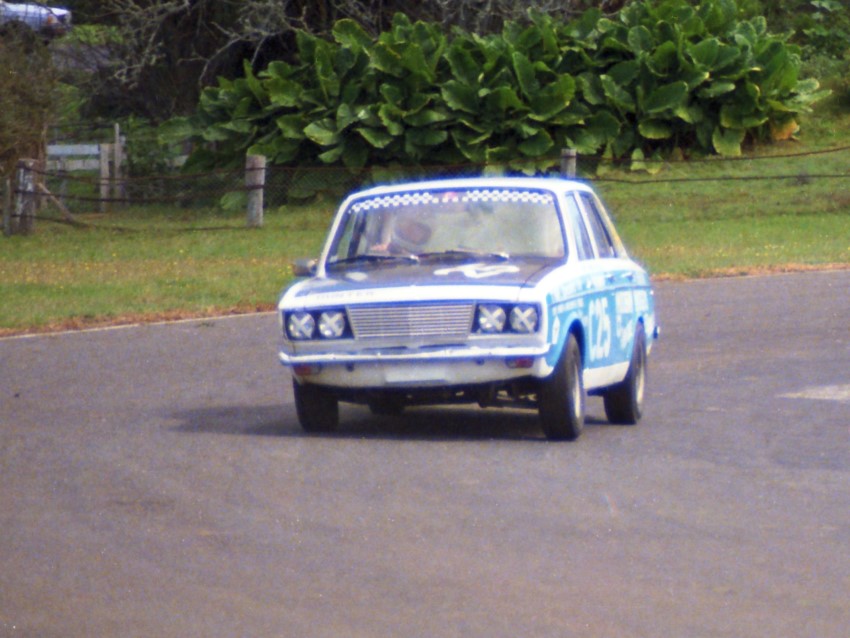 Name:  185_0405_099 Hillman.jpg
Views: 568
Size:  120.7 KB