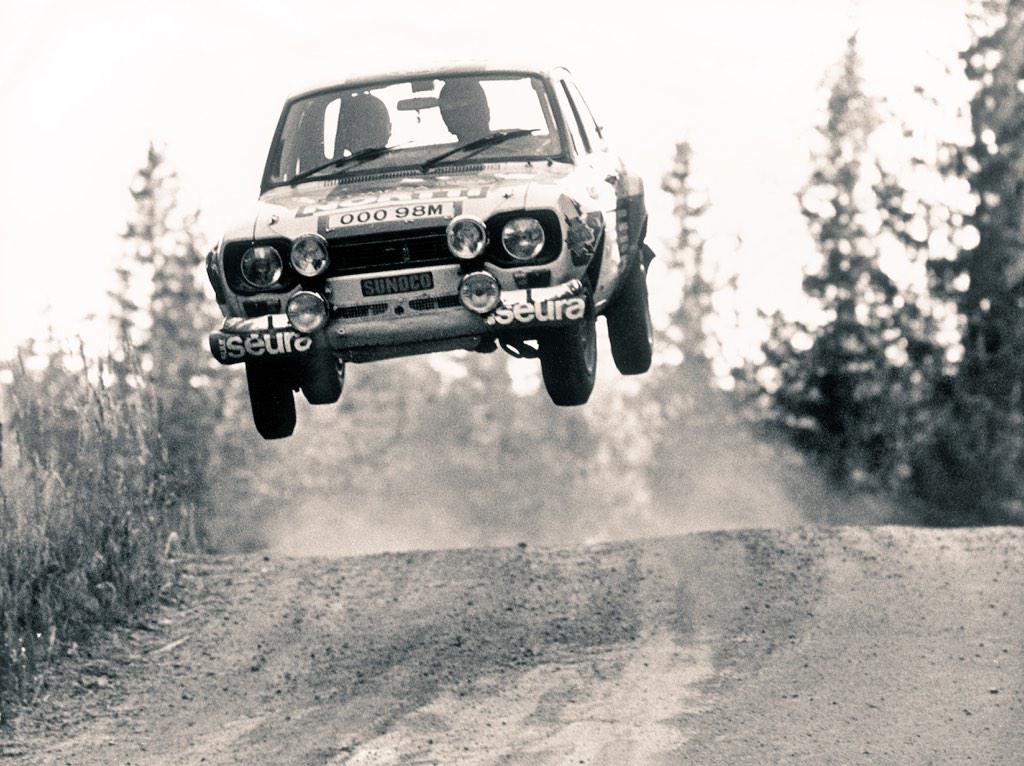 Name:  Ford Escort RS1600 1000 Lakes Rally 1975  Juhani Kynsilehto Martin Holmes .jpg
Views: 1099
Size:  129.7 KB