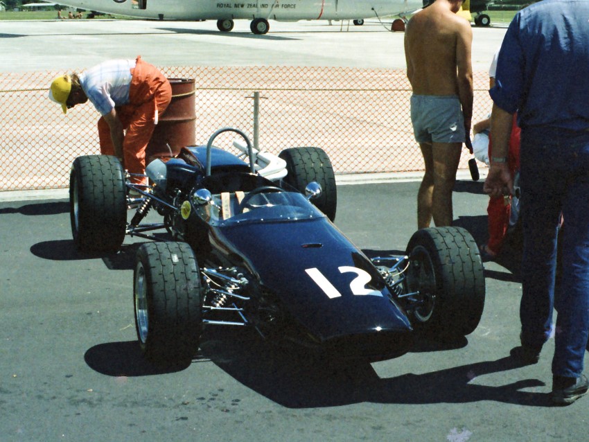 Name:  186_0222_220 Brabham.jpg
Views: 467
Size:  161.0 KB