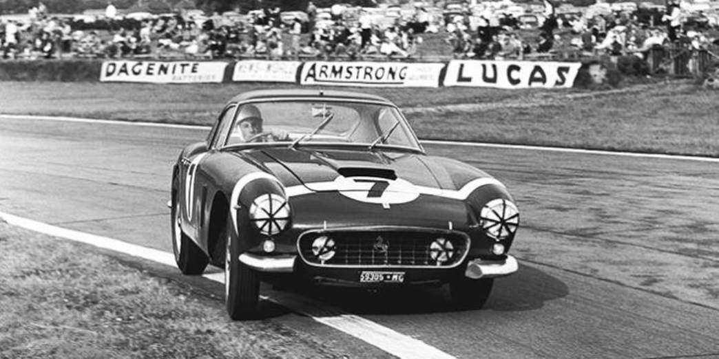 Name:  Goodwood. 1960 Stirling-Moss3.jpg
Views: 1036
Size:  92.9 KB