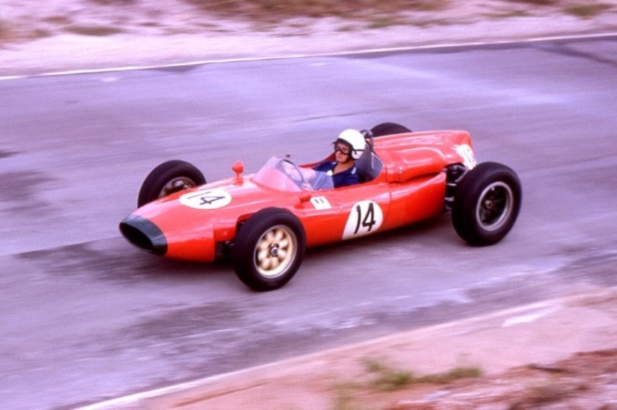 Name:  Chris Amon, Cooper T53 Climax Lakeside 1963. 4th in the race won by John Surtees Lola Mk4A Clim.jpg
Views: 964
Size:  118.4 KB