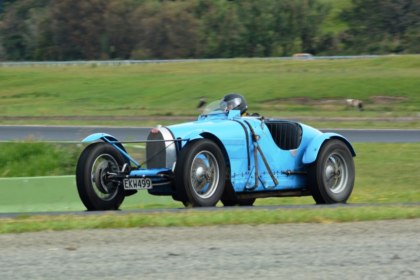 Name:  217_1126_034 Bugatti Jaguar.JPG
Views: 448
Size:  147.3 KB