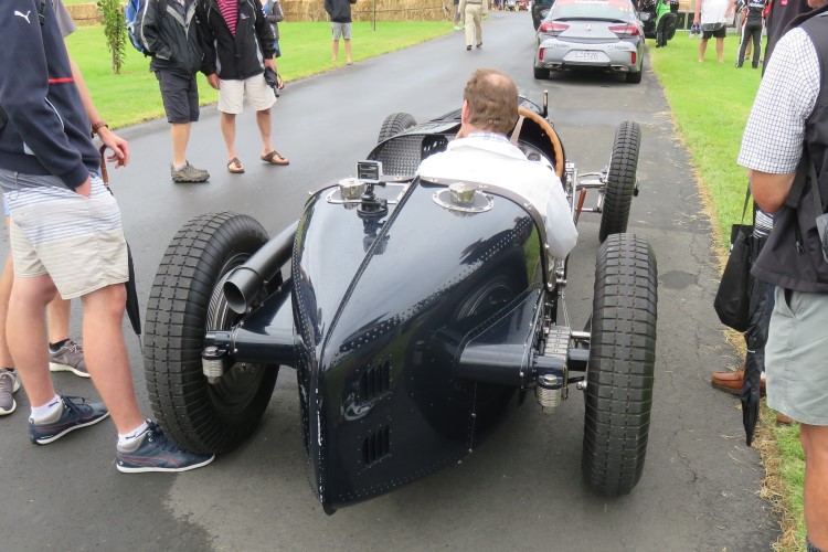 Name:  218_0204_042 Bugatti r.JPG
Views: 583
Size:  125.4 KB