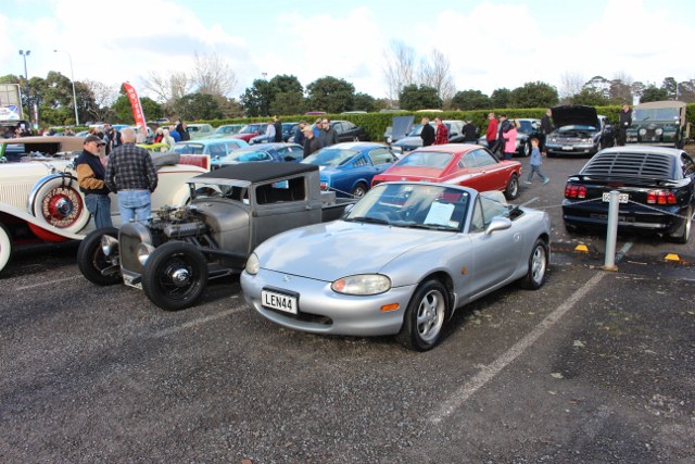 Name:  C and C #69 MX5 - for sale G Banks July 2018 2018_07_25_0429 (22) (640x427).jpg
Views: 646
Size:  119.9 KB