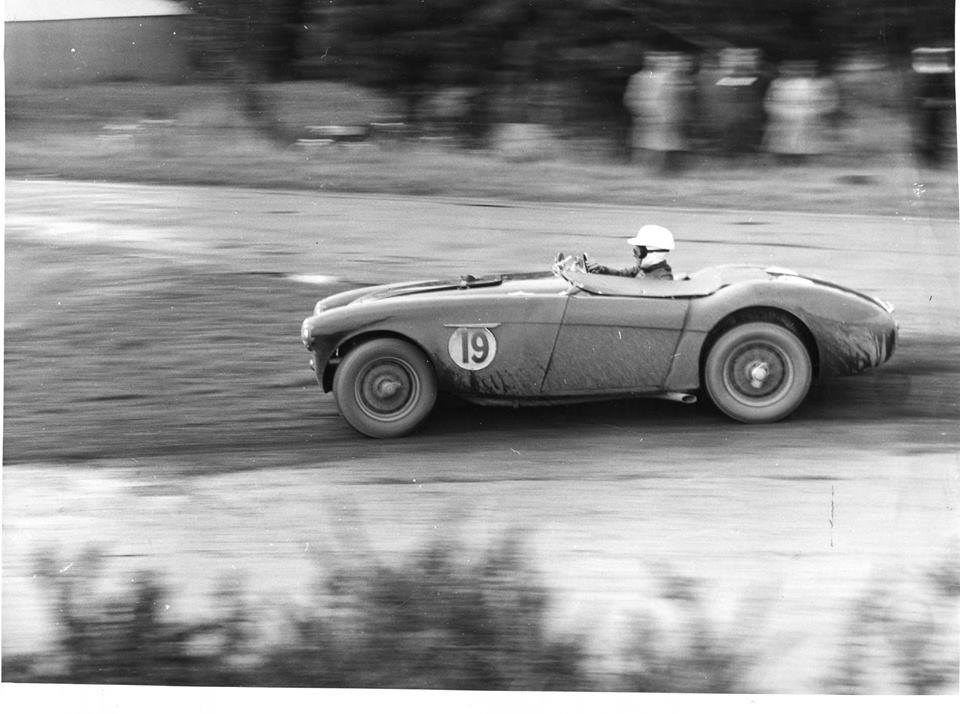 Name:  Motor racing Mairehau #3 AH 100 Keith Roper 1954 cnr Winters Rd Kelvin Brown archives.jpg
Views: 1154
Size:  77.6 KB