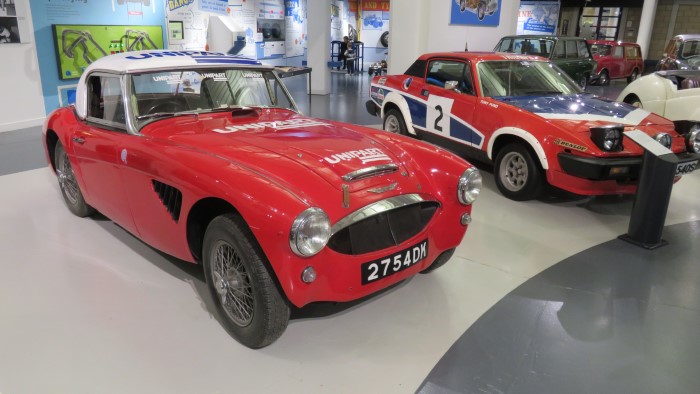 Name:  218_0904_090 Austin Healey.JPG
Views: 538
Size:  86.7 KB