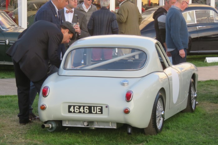 Name:  218_0907_1509 Austin Healey.JPG
Views: 503
Size:  90.4 KB