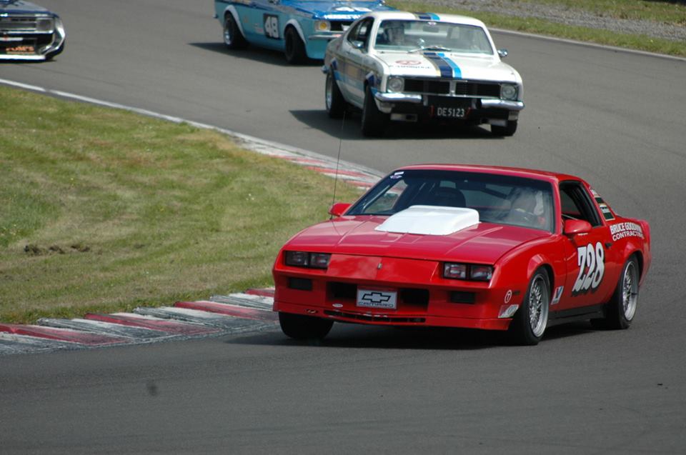 Name:  Cars #95 Monaro Team Cambridge 3 chasing Z28 - John McKechnie Digby Paape photo .jpg
Views: 8020
Size:  75.4 KB