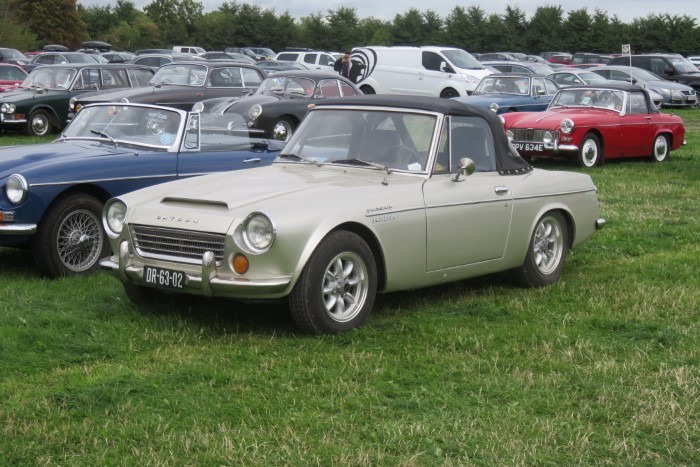 Name:  218_0908_0896 Datsun.JPG
Views: 568
Size:  130.0 KB