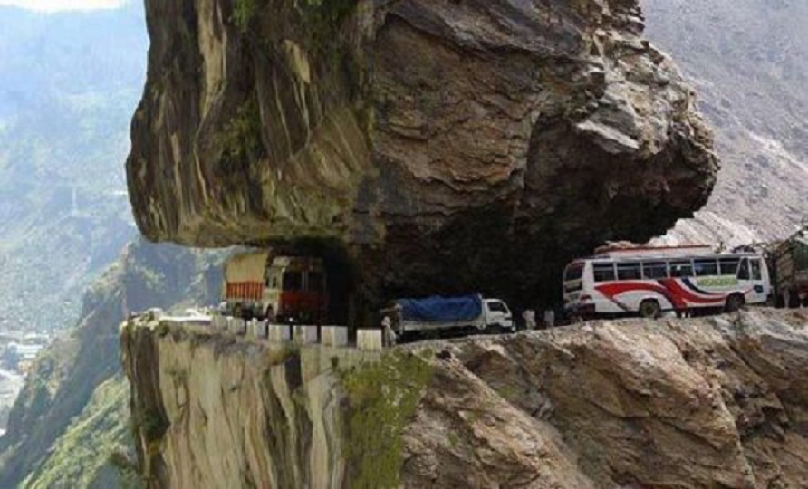 Name:  On the bus, a real cliff hanger.jpg
Views: 3131
Size:  146.5 KB